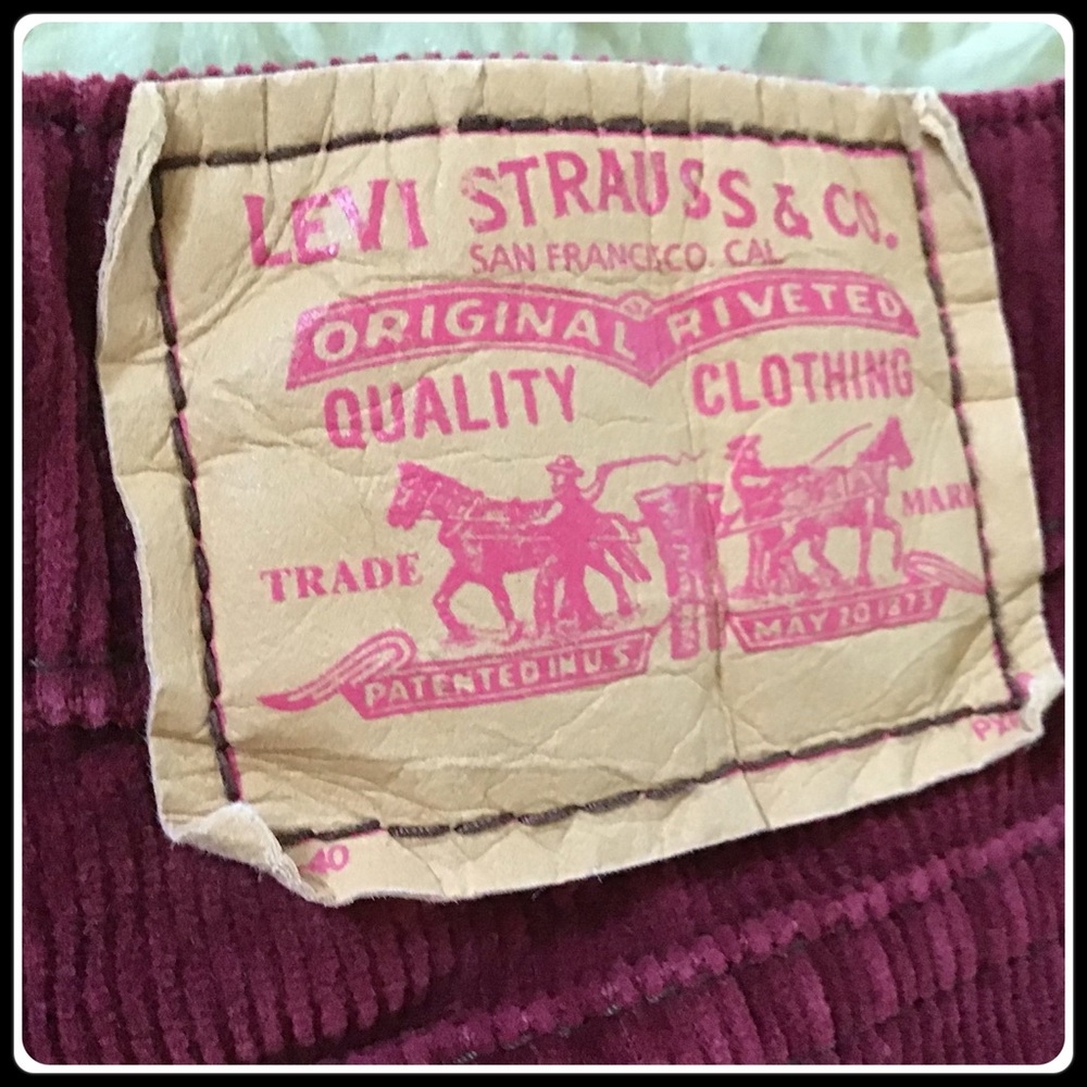 Levi’s burgundy corduroys - Picture 6 of 7